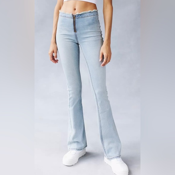 BDG Denim - BDG Y2K Cutoff-Waist Low-Rise Jean NWT